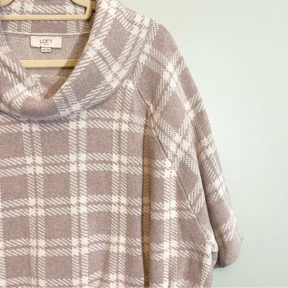 LOFT Outlet Women's Tan Plaid Turtleneck 3/4 Sleeve Poncho Knit Sweater Medium - Picture 6 of 14
